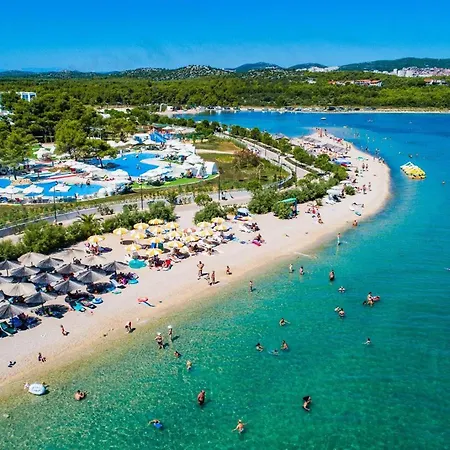 With Wifi Solaris, - 23949 Apartment *