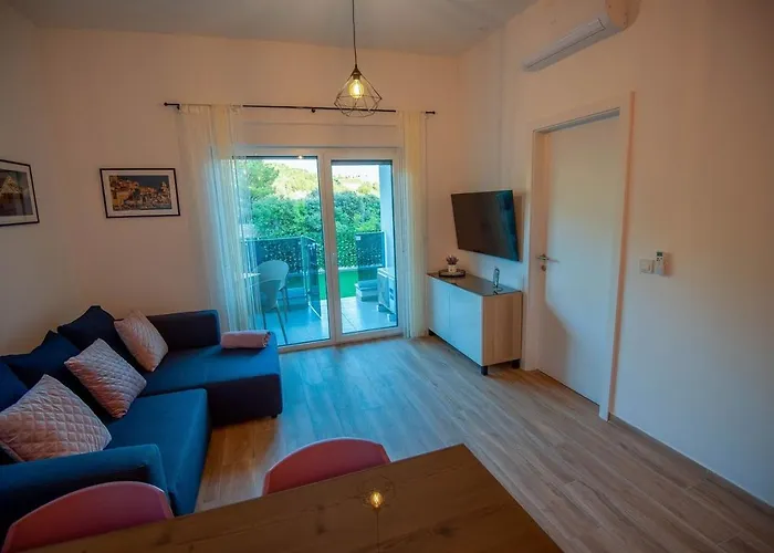 With Wifi Solaris, - 23949 Apartment *