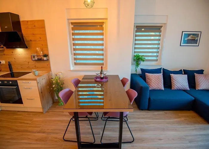 With Wifi Solaris, - 23949 Appartement